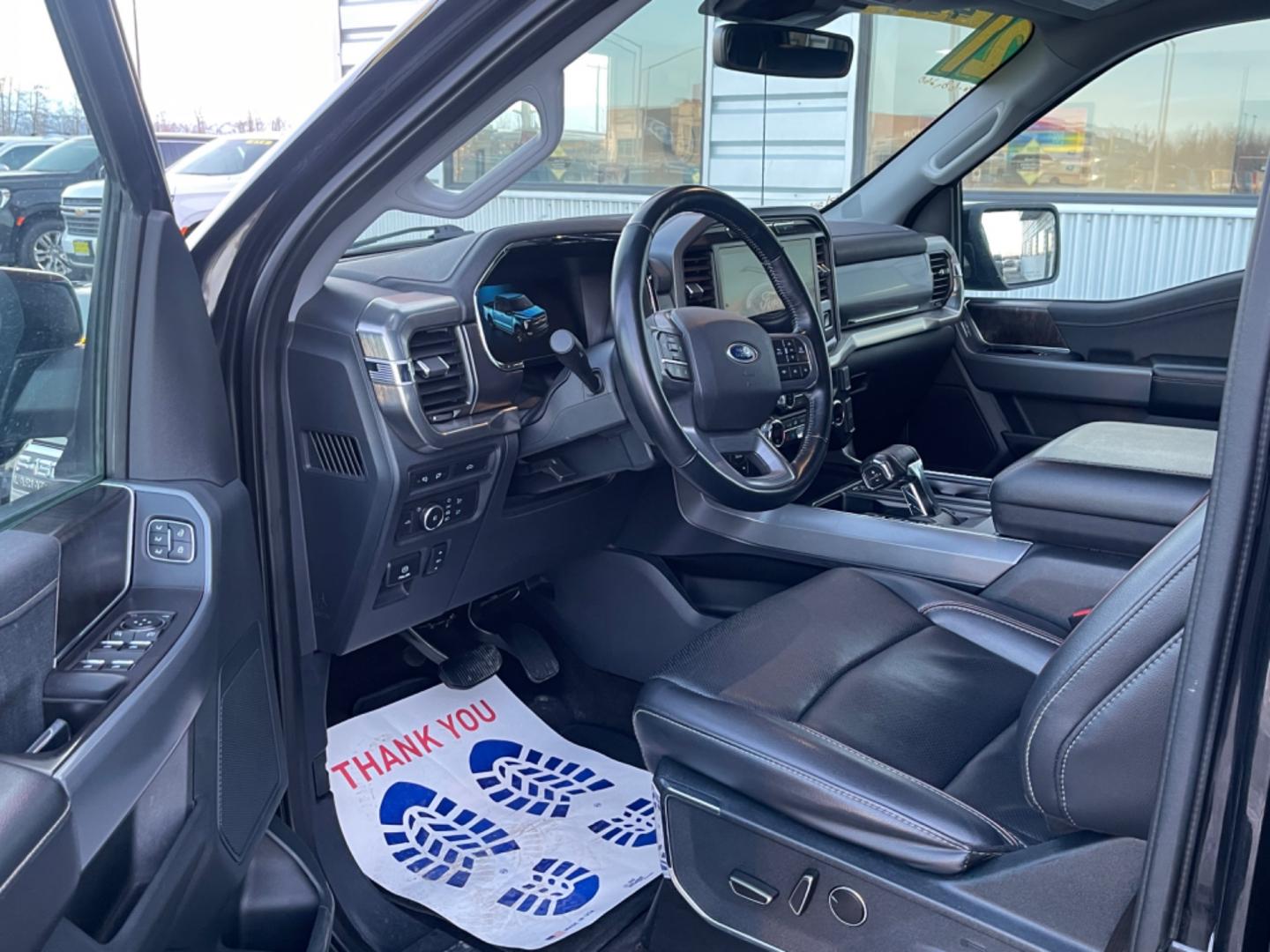 2021 BLACK /black leather FORD F-150 XL (1FTFW1E57MF) with an 5.0L engine, Automatic transmission, located at 1960 Industrial Drive, Wasilla, 99654, (907) 274-2277, 61.573475, -149.400146 - Photo#8